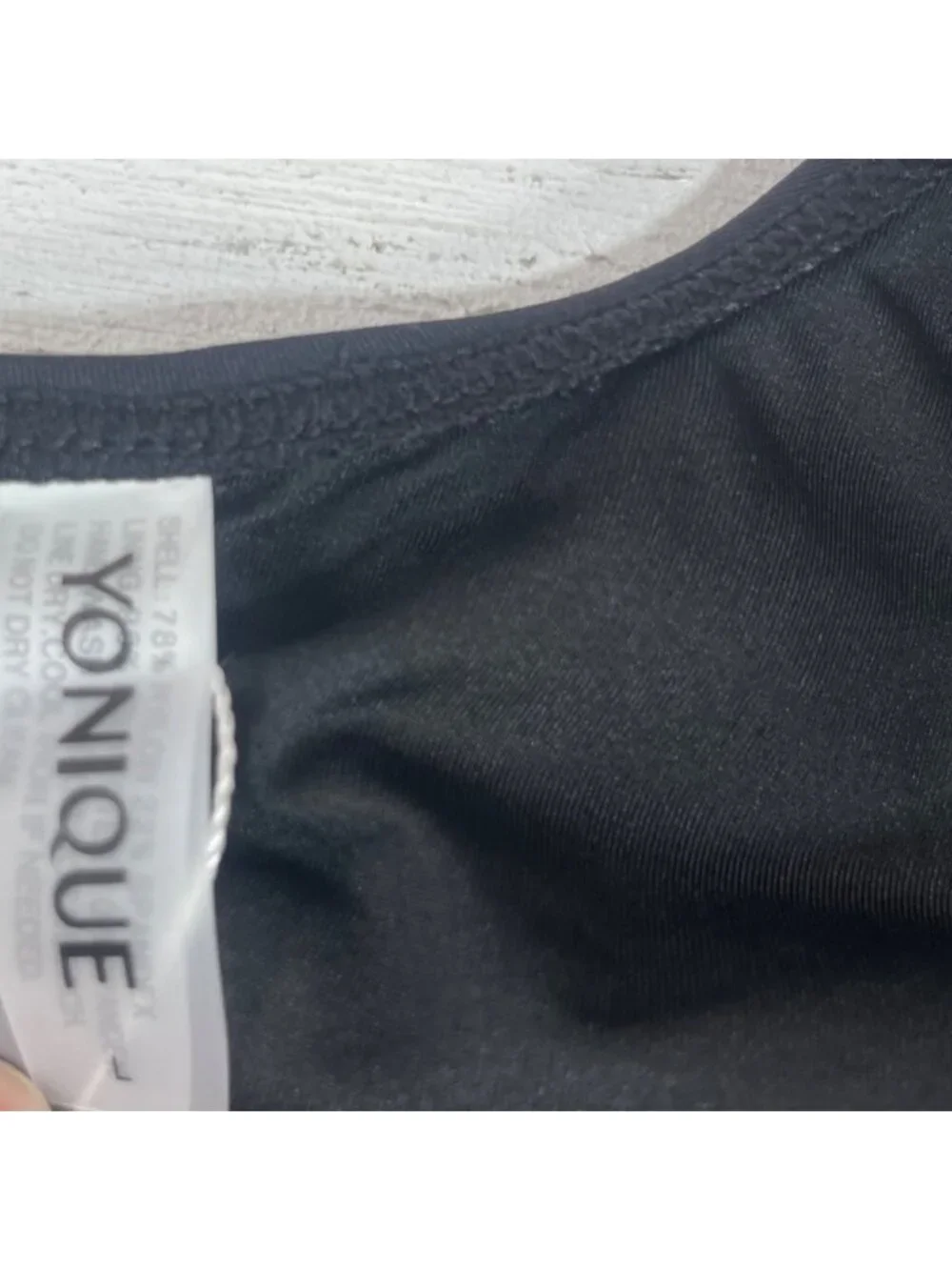 Yonique Workout Sports Bra Padded Medium Black New Scoop Neck Wireless
